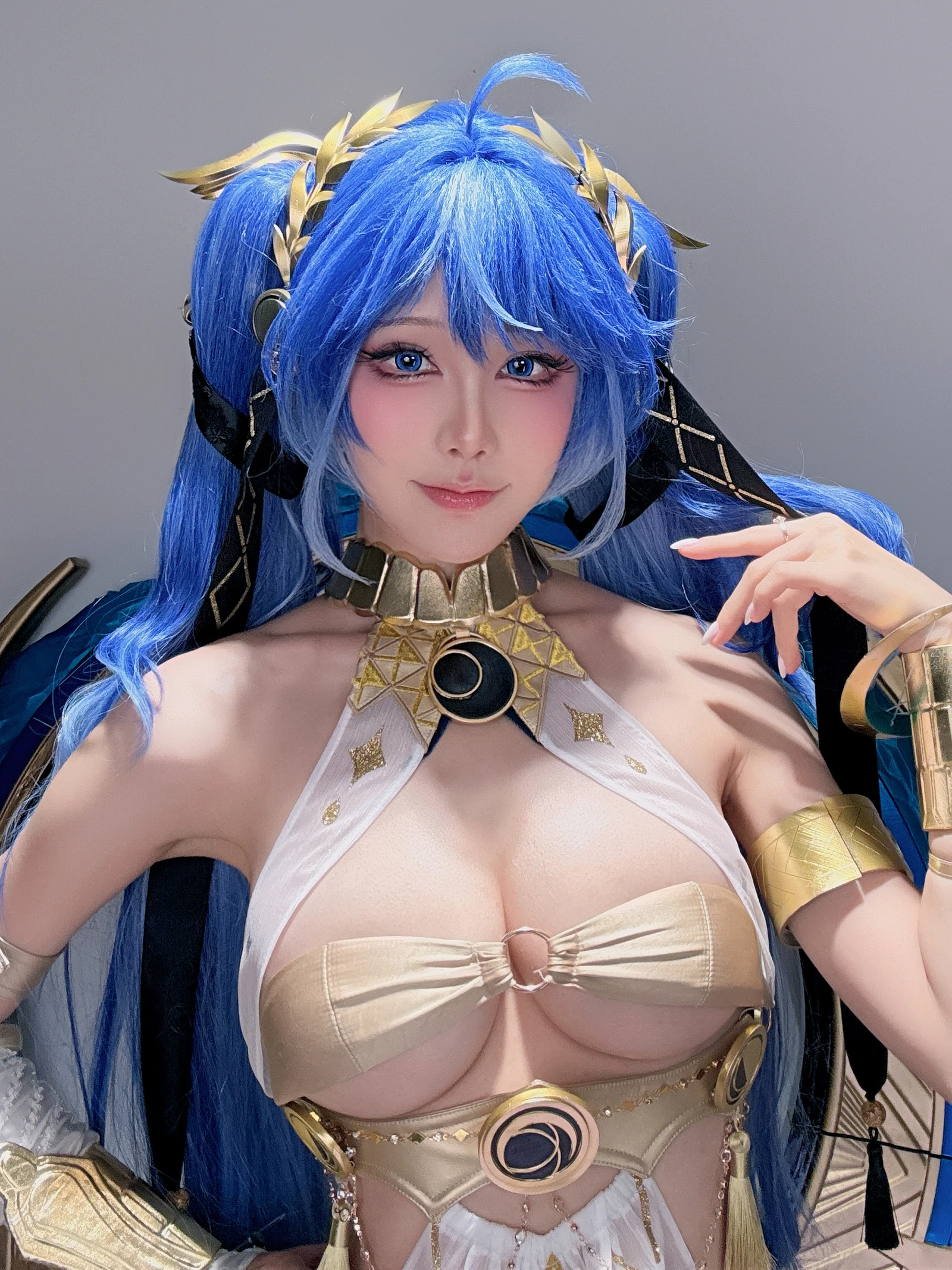 水淼Aqua《Patreon 鸣潮 尤诺自拍》写真图集 45P｜在线预览与图包下载
