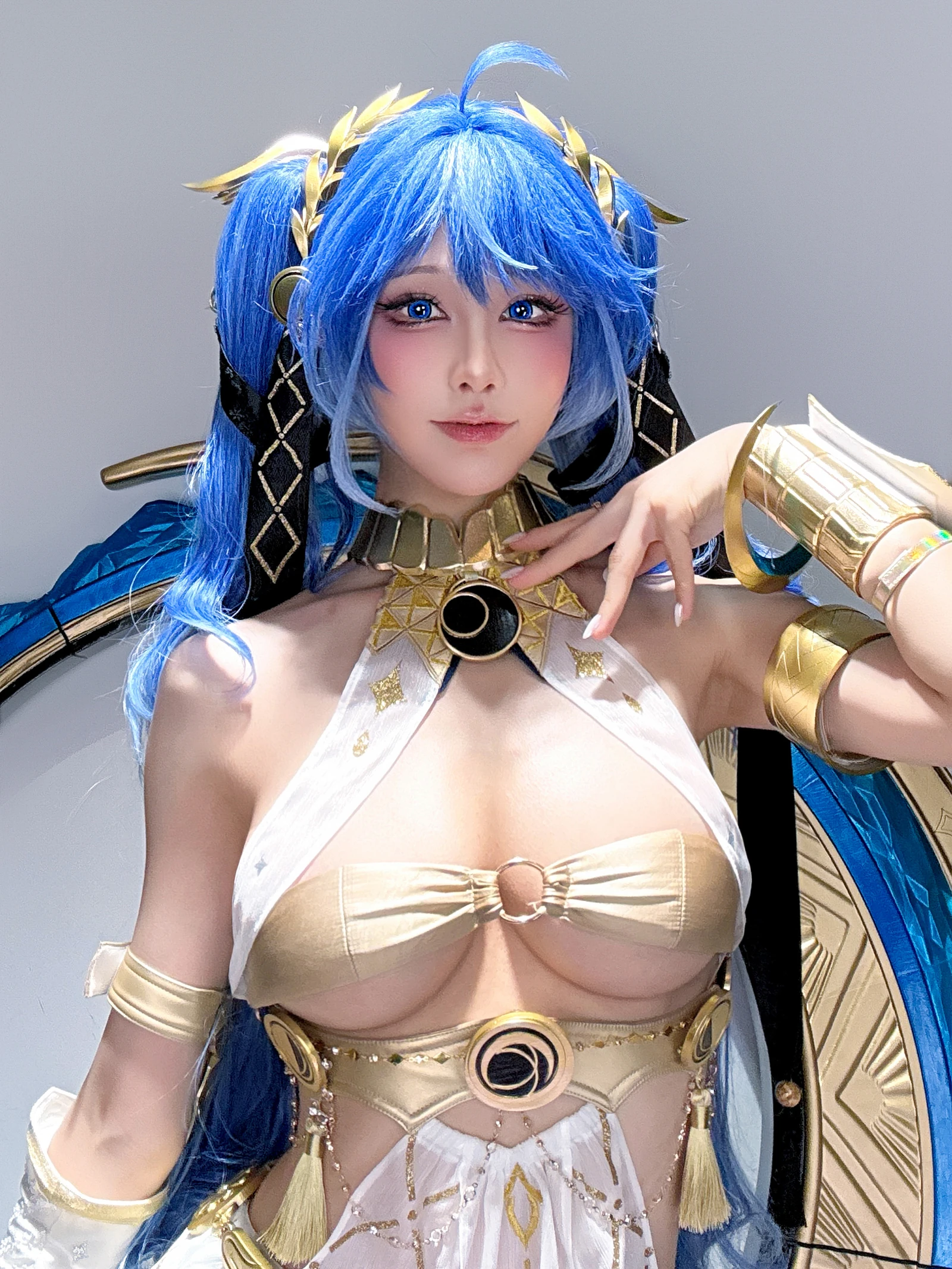 水淼Aqua《Patreon 鸣潮 尤诺自拍》写真图集 45P｜在线预览与图包下载