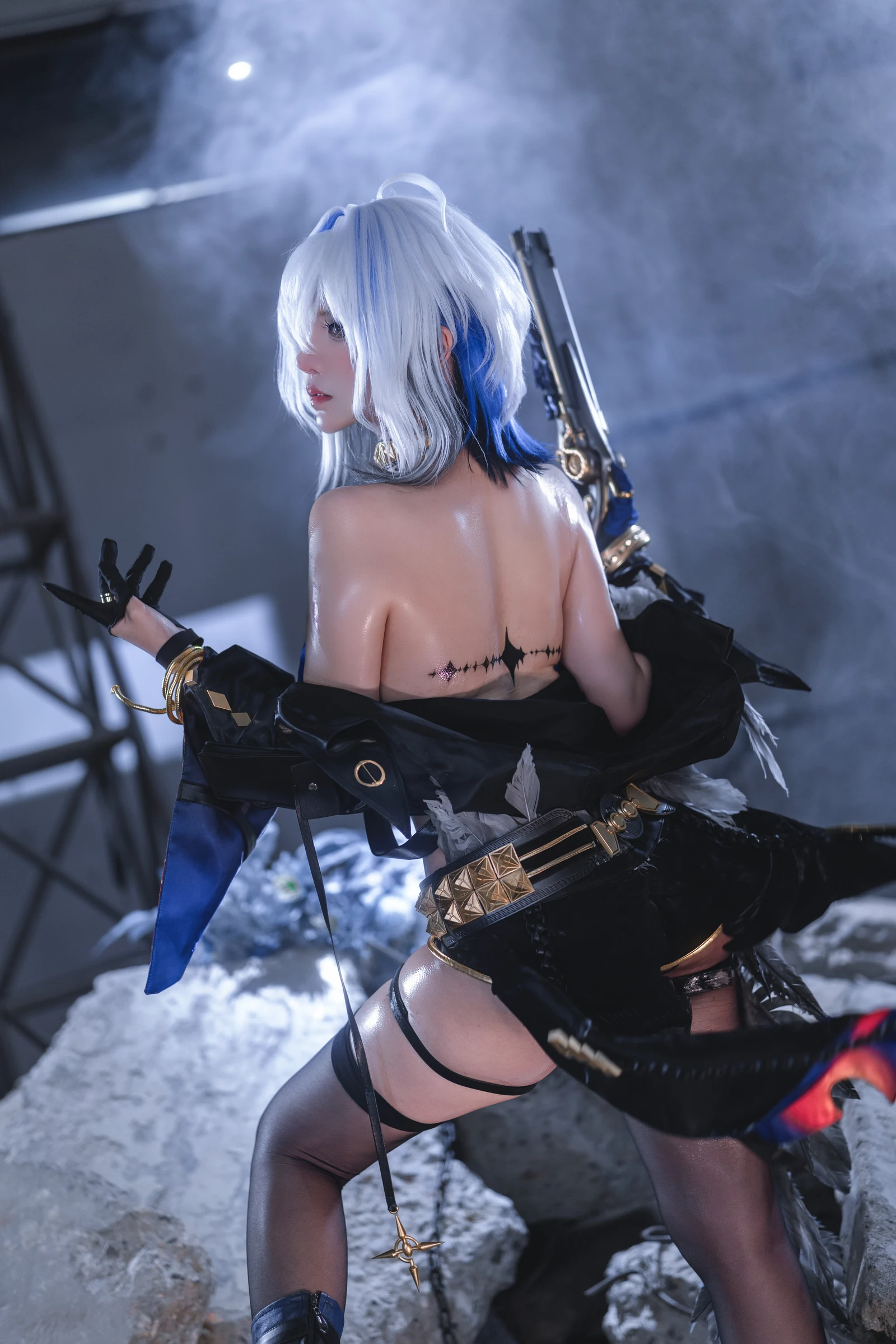 阿薰kaOri《鸣潮 嘉贝莉娜》写真图集 215P｜在线预览与图包下载