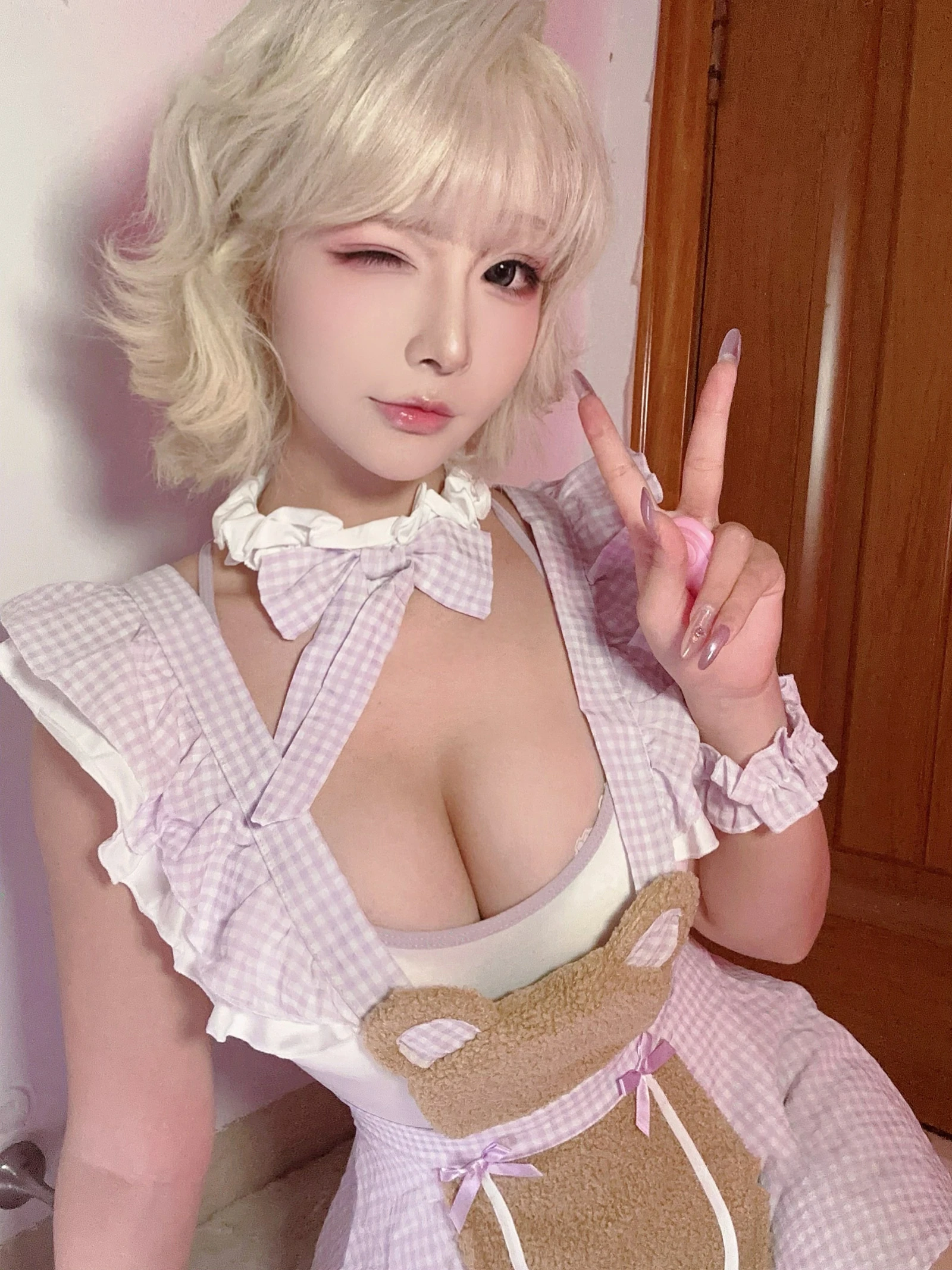 Kokuhui(yuuhui玉汇)《甜心小熊》写真图集 46P｜在线预览与图包下载