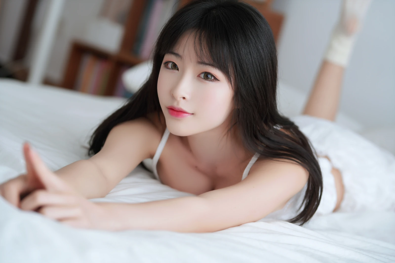 清水由乃《夏日清凉》写真图集 41P｜在线预览与图包下载