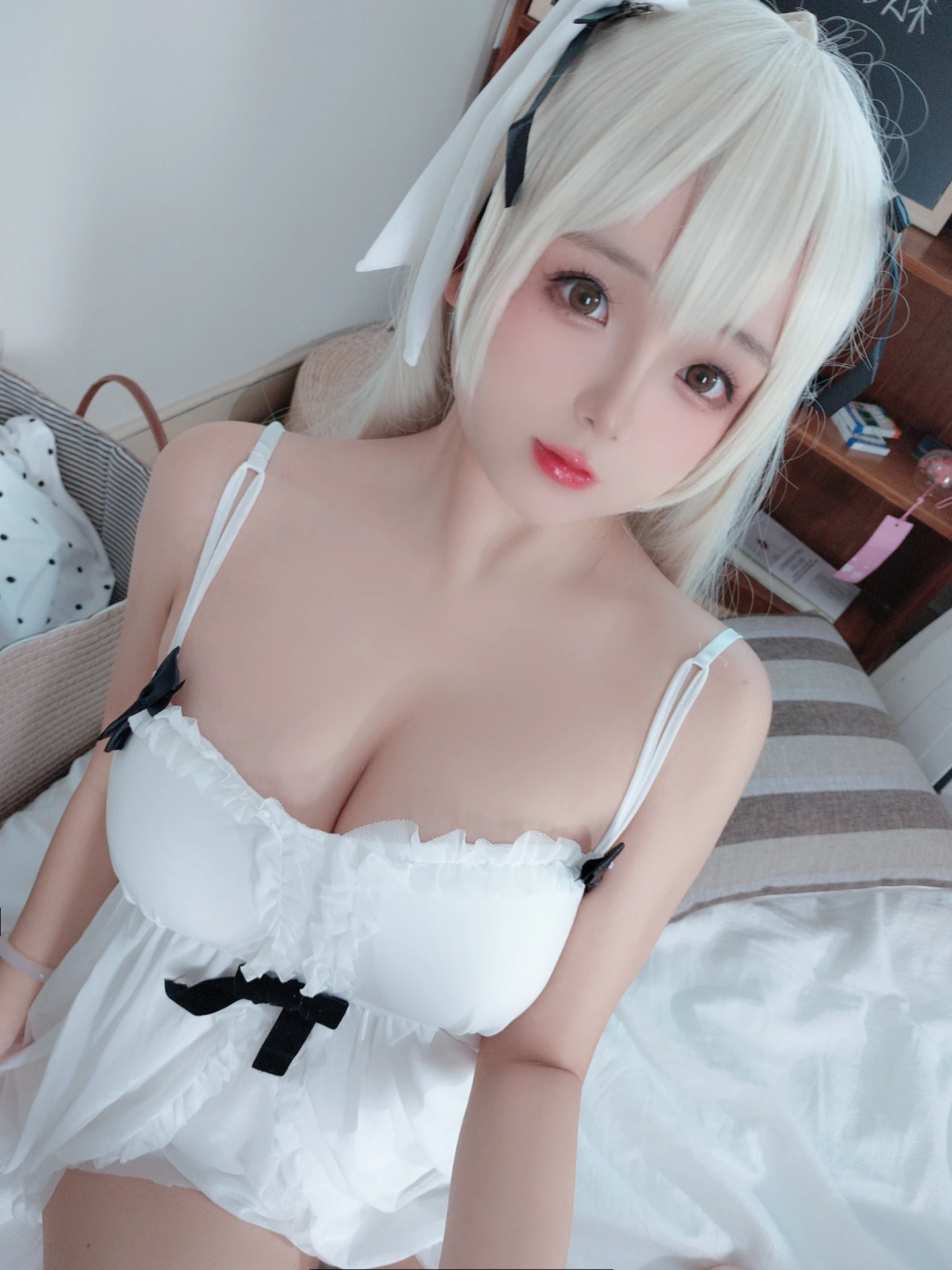 日奈娇《（椎名莜）NO.196 – 穹妹自拍》写真图集 20P｜在线预览与图包下载