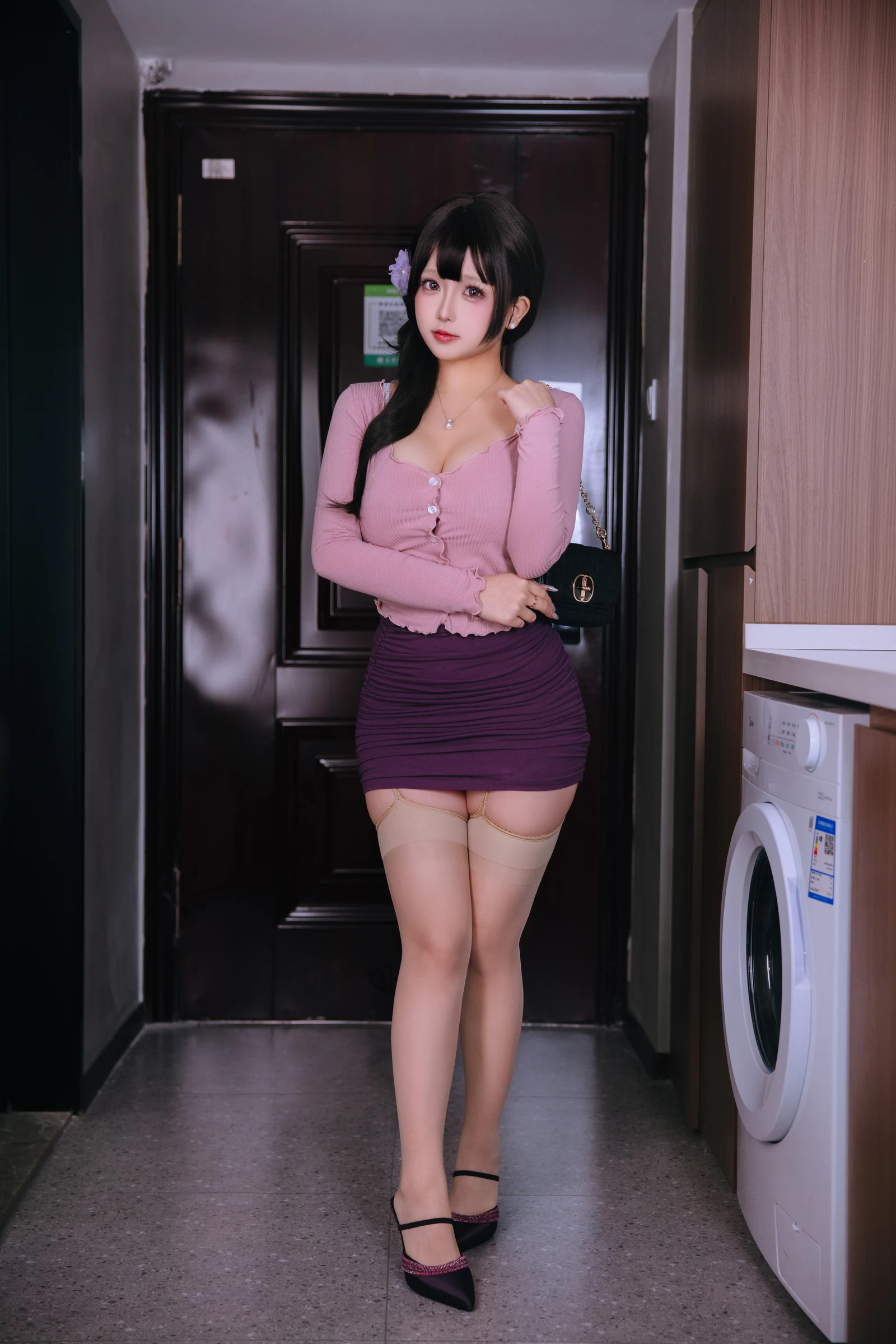 日奈娇《（椎名莜）NO.199 – 小妈》写真图集 175P｜在线预览与图包下载
