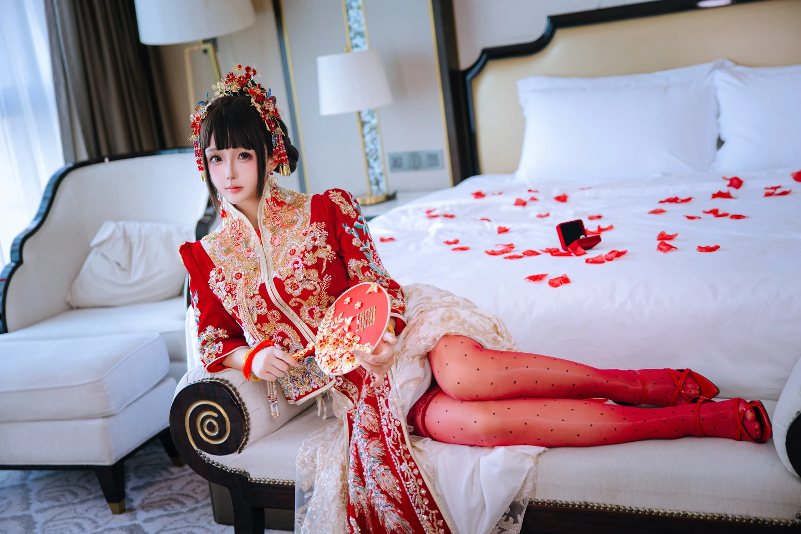 日奈娇《（椎名莜）NO.218 – 洞房花烛》写真图集 180P｜在线预览与图包下载