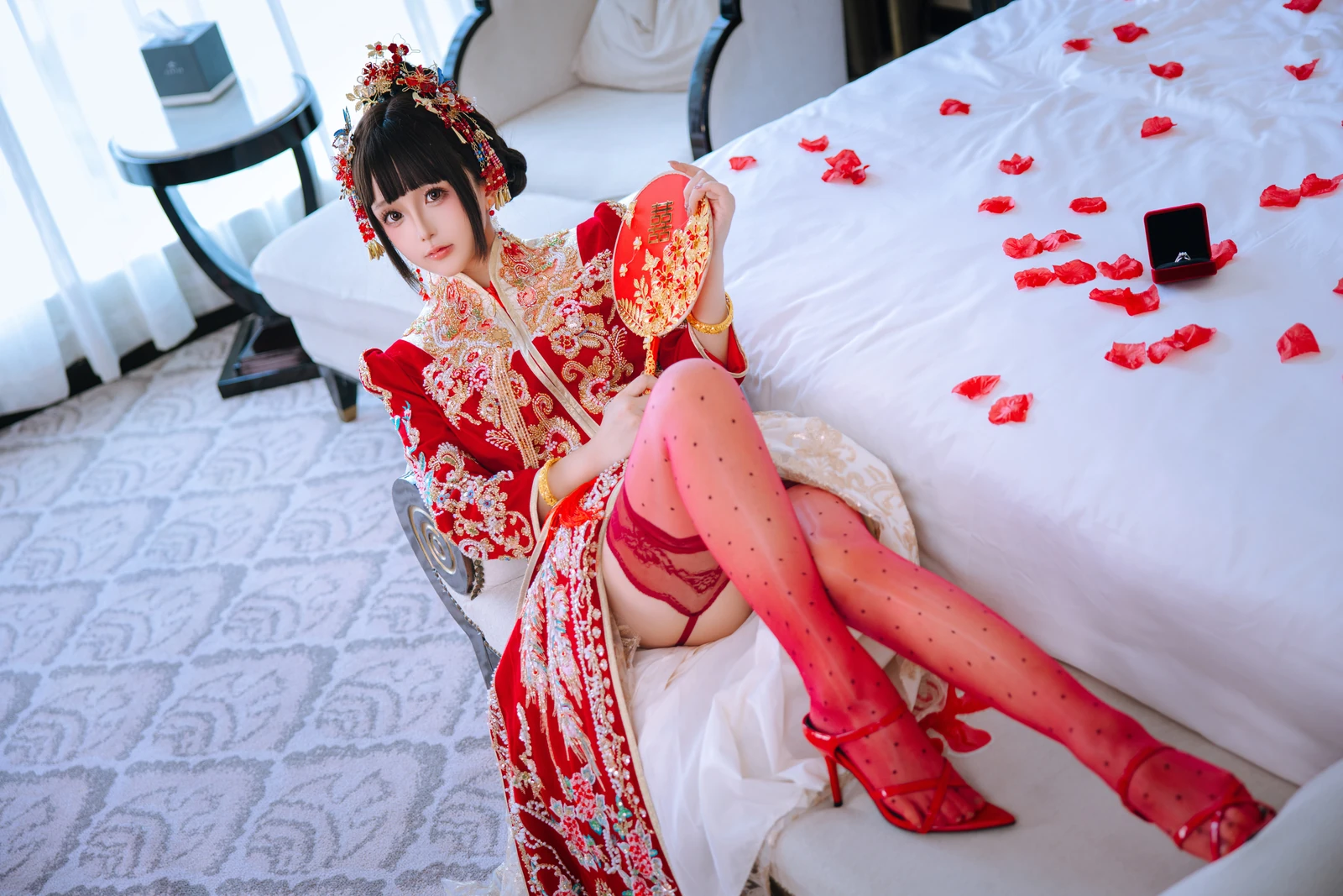 日奈娇《（椎名莜）NO.218 – 洞房花烛》写真图集 180P｜在线预览与图包下载