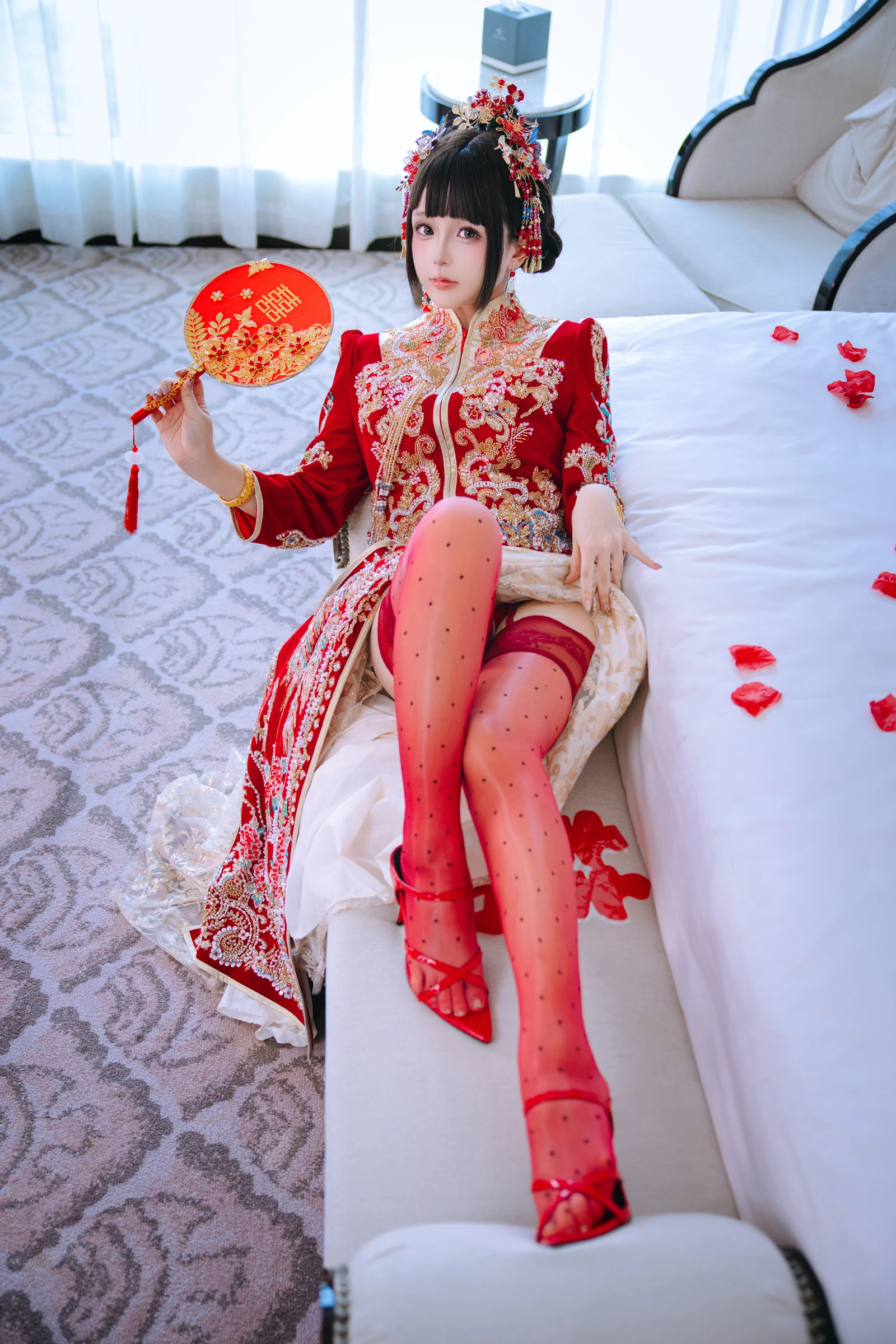 日奈娇《（椎名莜）NO.218 – 洞房花烛》写真图集 180P｜在线预览与图包下载