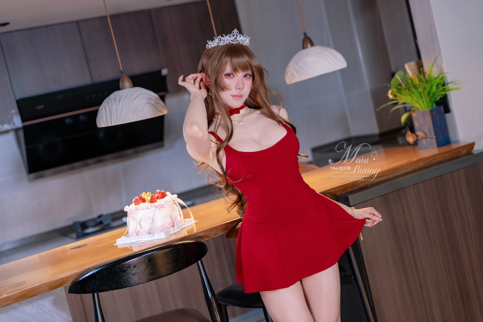 Yiko湿润兔《2025年生日限定-Birthday Party》写真图集 48P｜在线预览与图包下载
